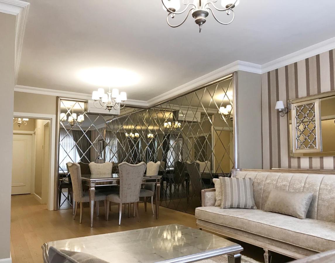 My Fabulous Luxury Home. Historical Part Of The Estambul Exterior foto
